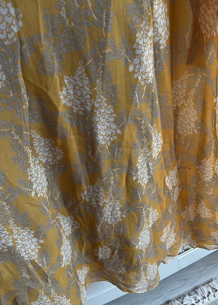 Kevser sarıoğlu özel gün elbisesi - Görsel 2