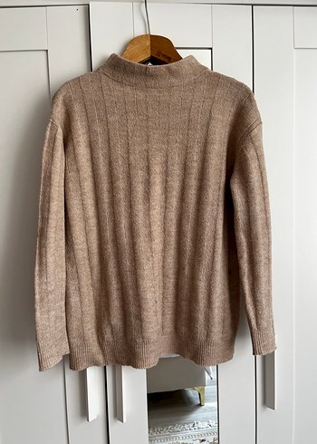 Bej Yüksek Yakalı Triko Kadın Kazak - Görsel 2