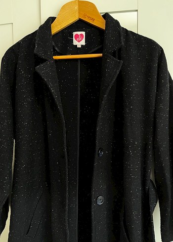 Siyah Uzun Kaban - Görsel 2