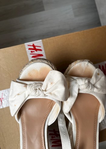 Beyaz Kadın Hasır Dolgu Topuk Sandalet - Görsel 2