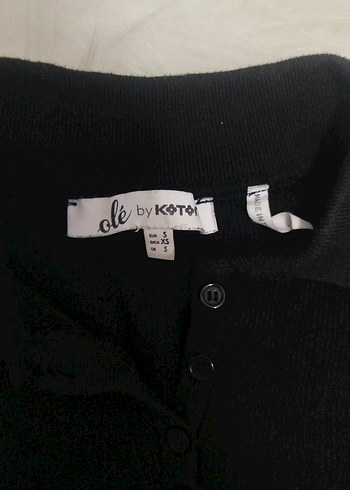 Siyah Düğmeli Polo crop - Görsel 2