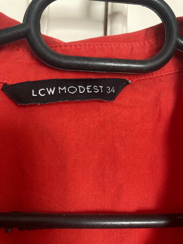 LCW Düğmeli Kırmızı Uzun Kollu Keten Gömlek - Görsel 2