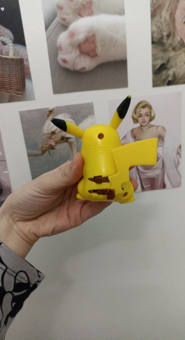 Pikachu Figür - Görsel 2