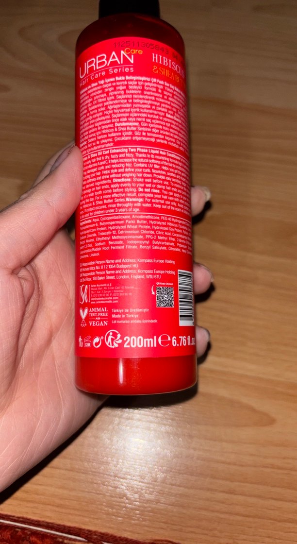 Urban Hibiscus & Shea Butter Sıvı Saç Bakım Spreyi - Görsel 4