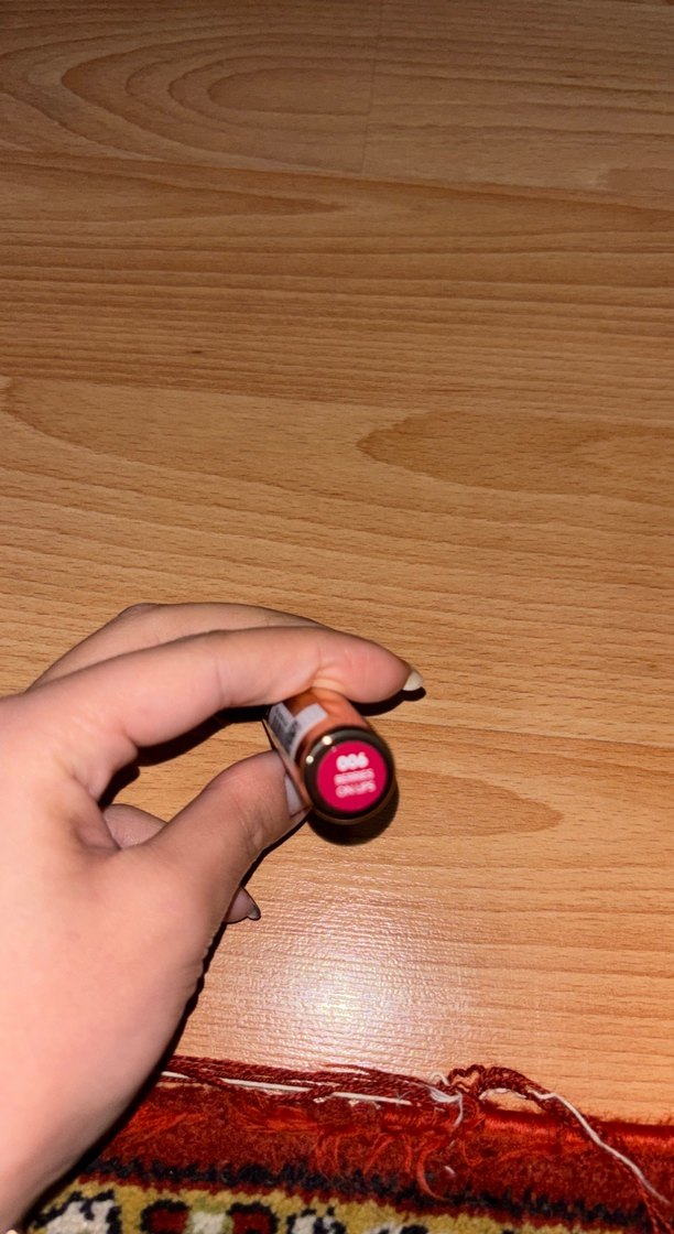 Siyah Mat Ruj - Görsel 3