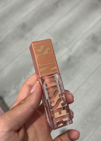 Maybelline Shiny Bej Allık
