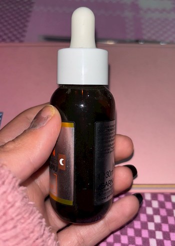 Garnier Garnier %10 Saf C Vitamini Gece Serumu