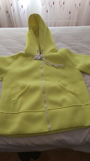 Yeni kapşonlu sweat