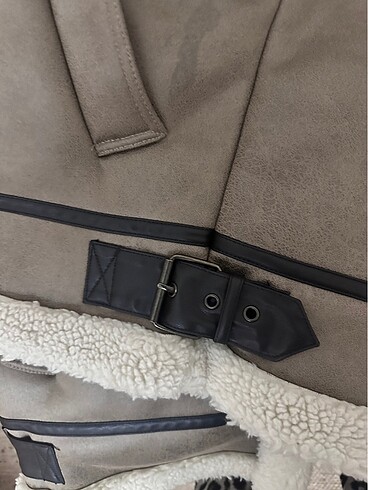 Stradivarius Yelek