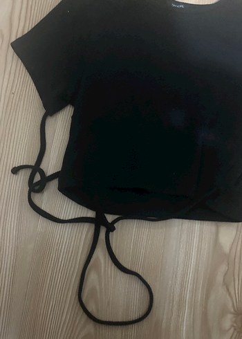 Trendyol & Milla Siyah Kısa Kesim Kadın Crop Top
