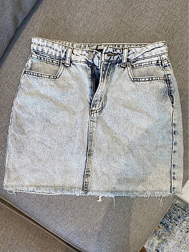 Mavi Cep Detaylı Mini Denim Etek