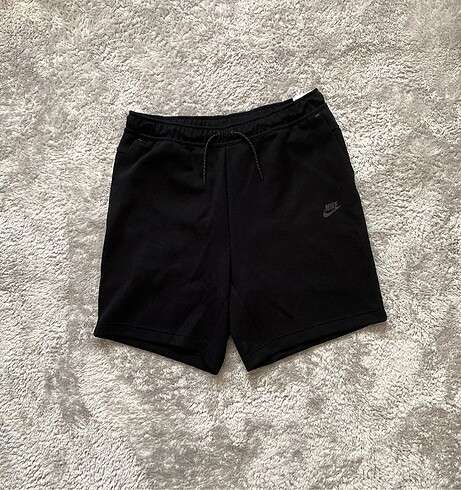 Nike Tech Fleece şort
