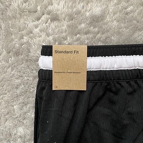 s Beden siyah Renk Nike Sportswear Diamond şort