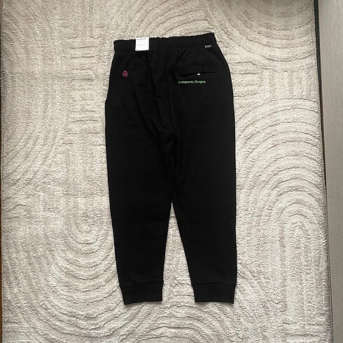 s Beden Nike Sportswear World Tour eşofman