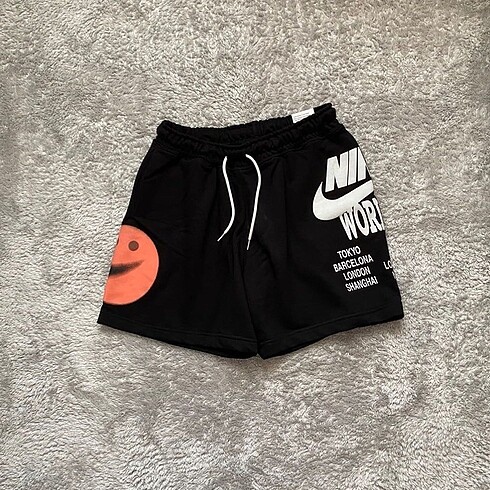 Nike World Tour şort
