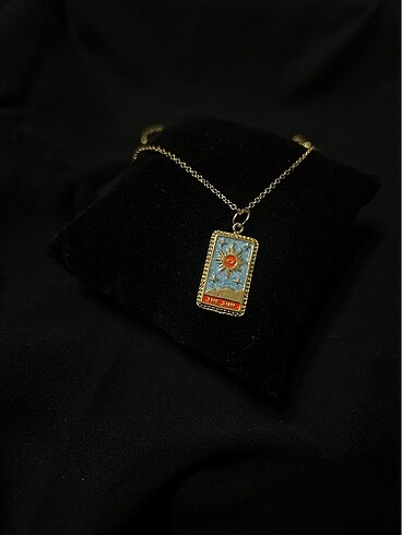 THE SUN TAROT KOLYE
