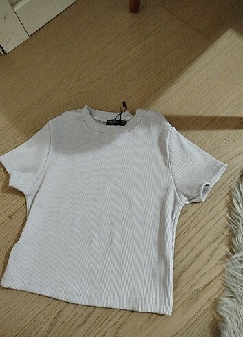 l Beden Bershka marka crop
