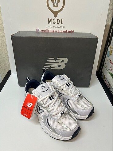 NEW BALANCE 530 AYAKKABI 44 NUMARA