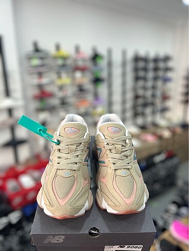 37 Beden çeşitli Renk NEW BALANCE 9060 AYAKKABI 37 NUMARA