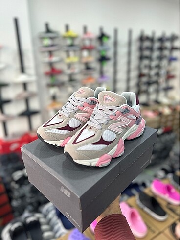 New Balance NEW BALANCE 9060 AYAKKABI 39 NUMARA