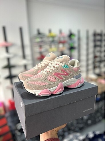 New Balance NEW BALANCE 9060 AYAKKABI 37 NUMARA
