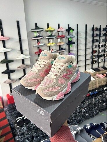 NEW BALANCE 9060 AYAKKABI 37 NUMARA