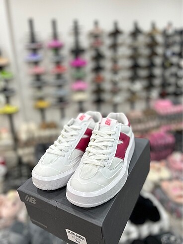 NEW BALANCE CT302 AYAKKABI 39 NUMARA