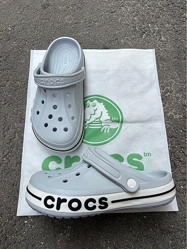 CROCS TERLİK 42 NUMARA