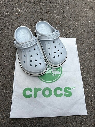 CROCS TERLİK 45 NUMARA