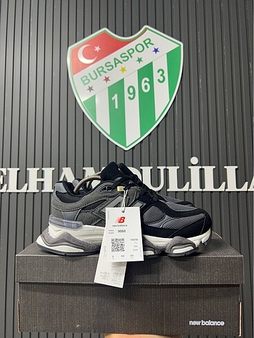 NEW BALANCE 9060 AYAKKABI 41 NUMARA