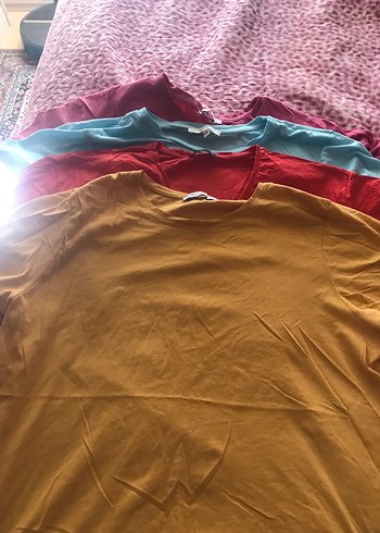 xl Beden bordo Renk Bordo Baskılı Kadın Kısa Kollu Tişört9 tane tane fiyatıdır