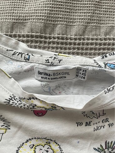 xs Beden bershka bağlamalı crop