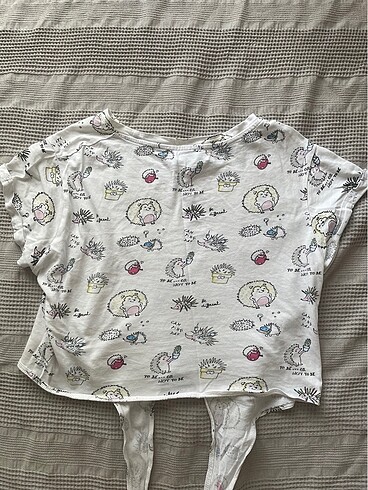 xs Beden beyaz Renk bershka bağlamalı crop