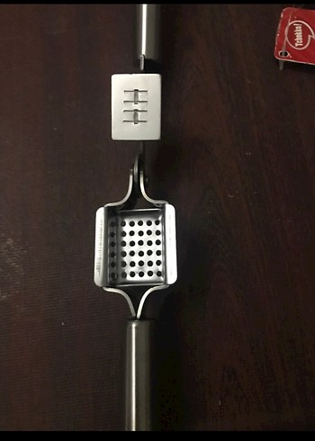 Diğer Gri Metal Sarımsak ezici