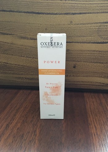 Diğer Oxelera Power Makyaj Temizleme Yağı 100 ml