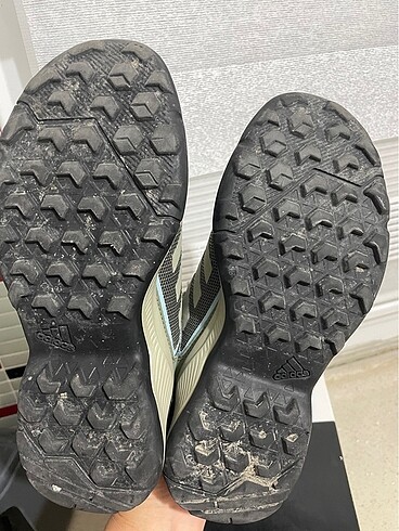 36,5 Beden Adidas terex ayakkabı