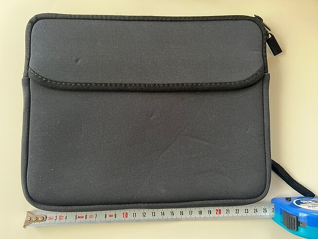 Beden Renk 2 adet laptop & tablet kılıfı