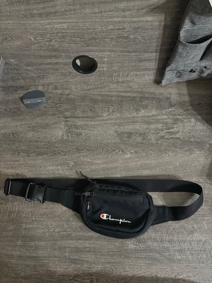 Champion Siyah Bel Çantası - Görsel 2