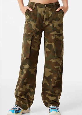 Bershka Kamuflaj Bol Kesim Midi Jean - Görsel 2