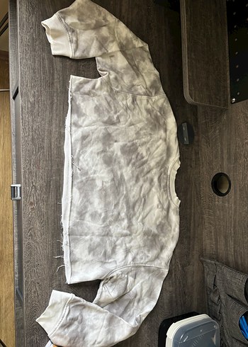 Bershka Kadın Gri Tie-Dye Crop Sweatshirt - Görsel 4