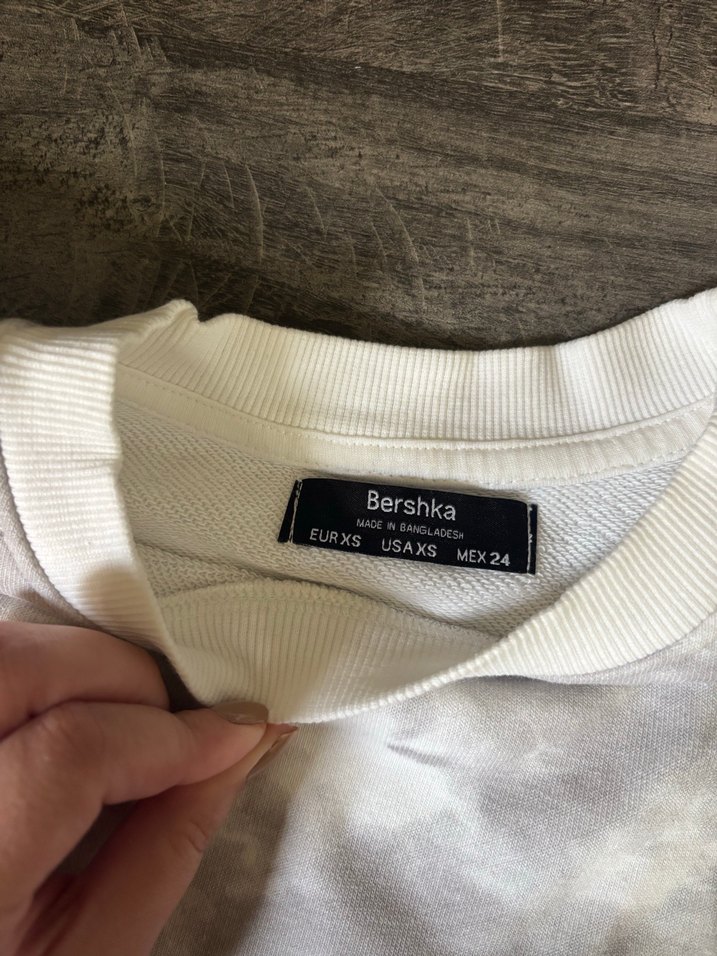 Bershka Kadın Gri Tie-Dye Crop Sweatshirt - Görsel 5