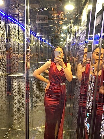 s Beden bordo Renk Taş detaylı yırtmaçlı saten abiye elbise