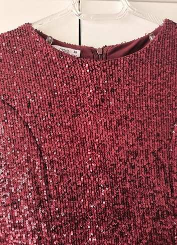 m Beden bordo Renk Pullu tüllü astarlı bordo tesettür elbise 