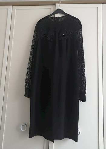 Dantel Detaylı Siyah Uzun Kollu Uzun Elbise - Görsel 2