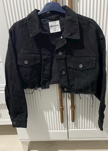 Bershka Siyah Mini Kadın Denim Ceket