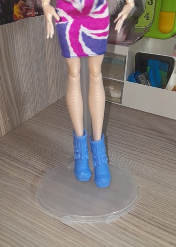 Monster High viperine londoom serisi