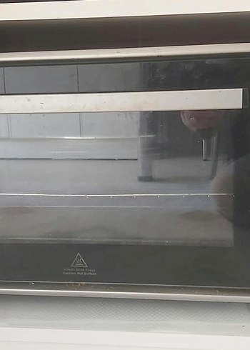 Arzum Minimalist Siyah Camli Kompakt Firin