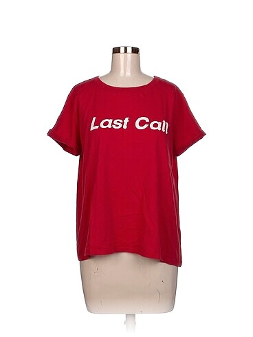 Diğer T-shirt %70 İndirimli.
