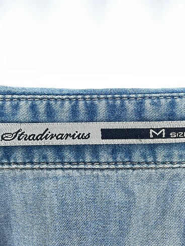 m Beden çeşitli Renk Stradivarius Gömlek %70 İndirimli.
