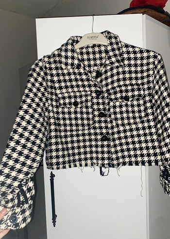 Düğmeli Ekose Desenli Kısa Kadın Ceket - Görsel 2